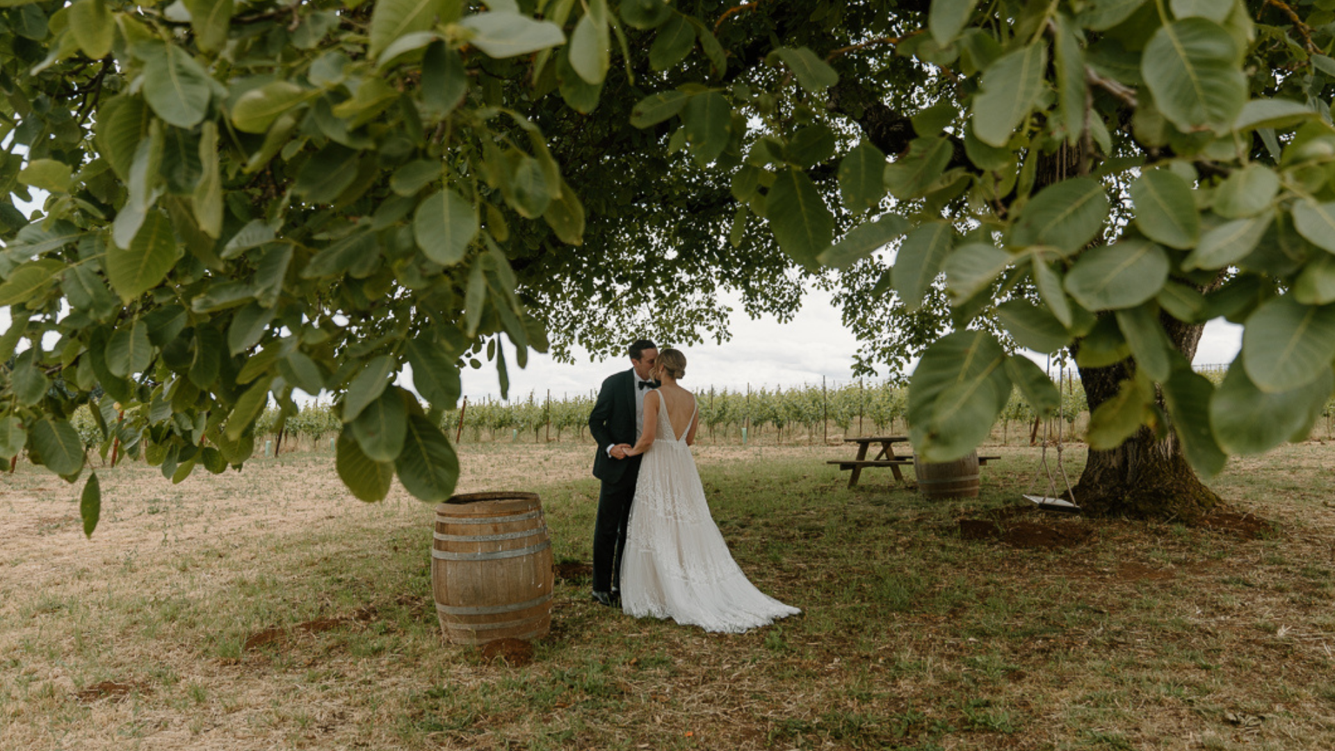 Wine Country Weddings | Dundee Hills Oregon
